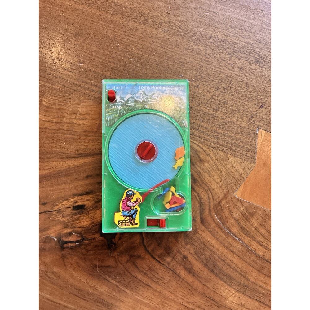 Vintage Tomy Pocketeers - Fishing - Palitoy Pocket Mate Handheld Game